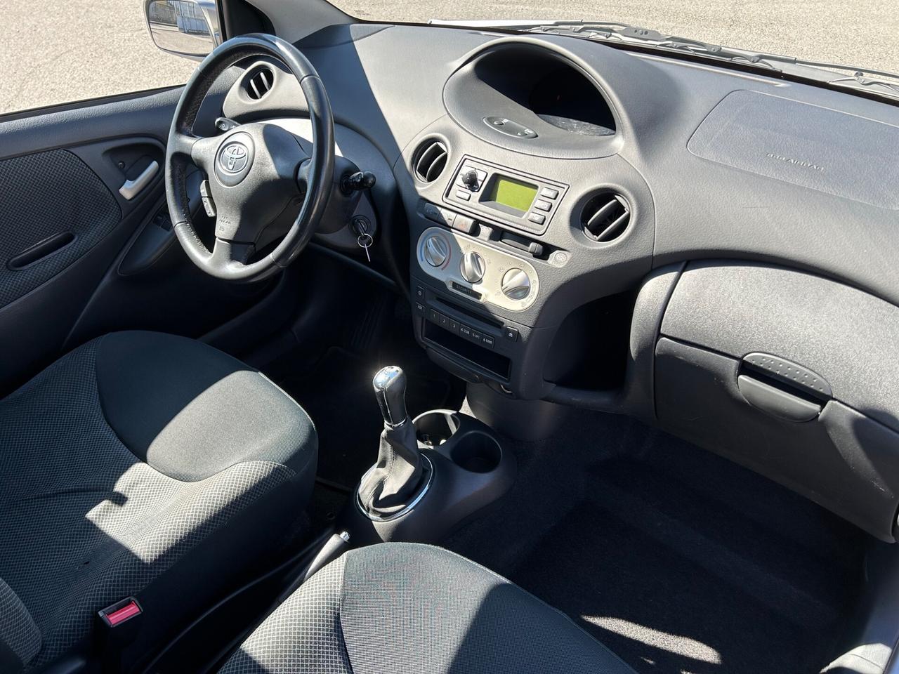 Toyota Yaris 1.3i 16V 5P FRIZIONE NUOVA