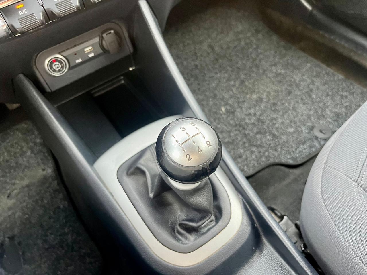 Kia Rio 1.2GPL 2016 151.000km euro6 per neopatentati
