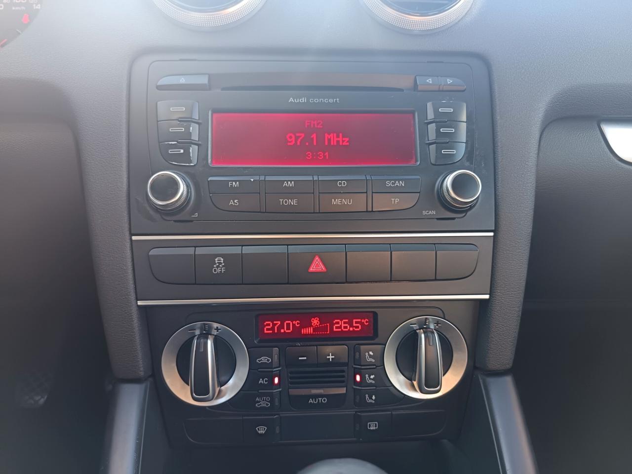 Audi A3 1.6 TDI 90 CV CR Attraction MOTORE REVISIONATO A KM 250.000