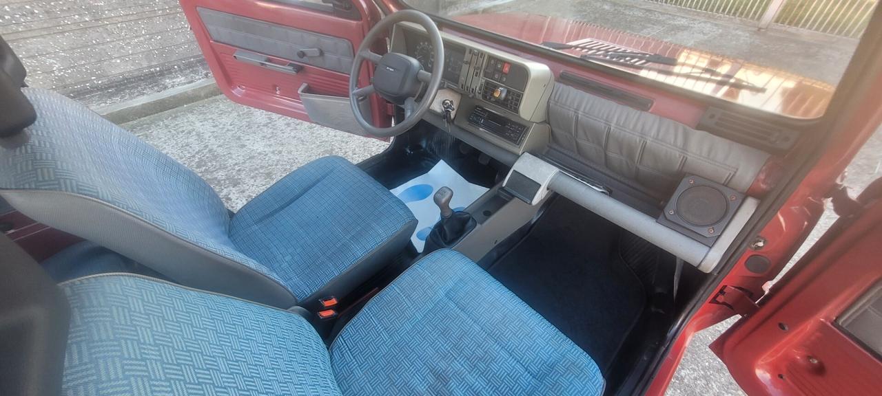 Fiat Panda 900 i.e. cat Young