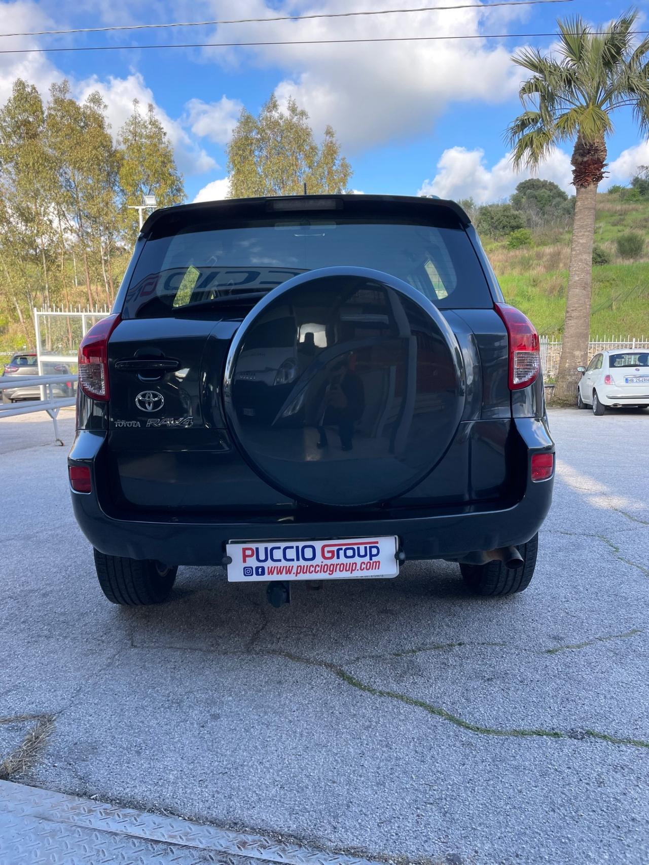 Toyota RAV 4 RAV4 2.2 D-4D 177 CV Luxury