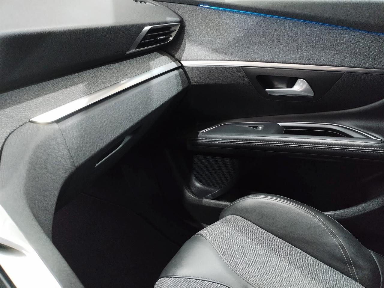 Peugeot 5008 BlueHDi 130 S&S EAT8 Allure