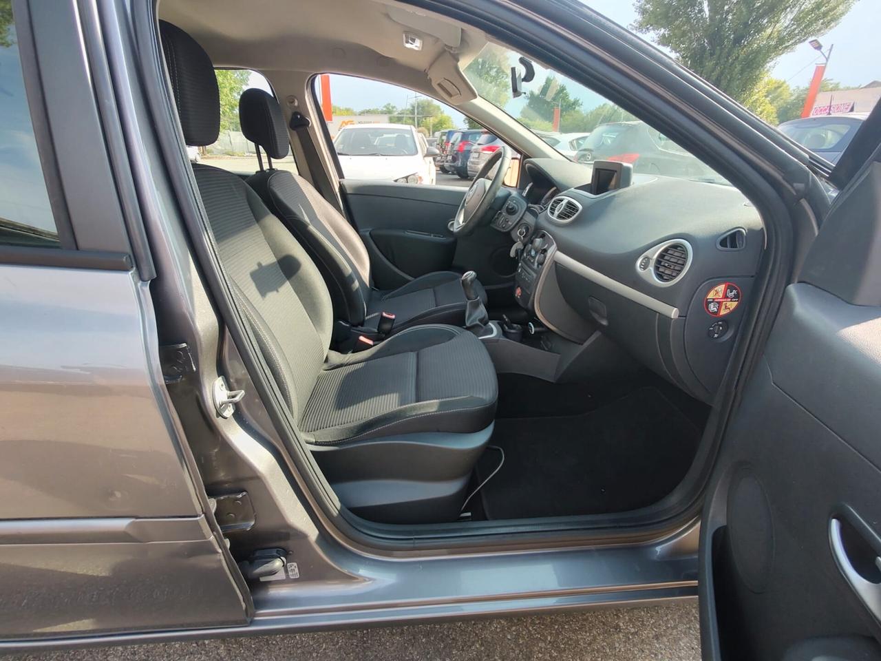Renault Clio 1.2 16V 5 porte Dynamique, BENZINA\GPL, OK NEOPATENTATI, GARANZIA L.12 MESI