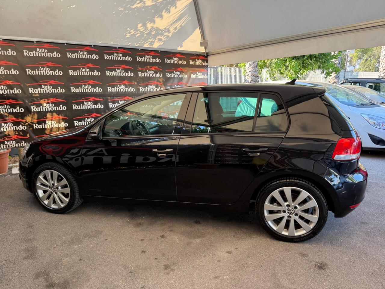 Volkswagen Golf 1.6 TDI DPF DSG 5p. Highline