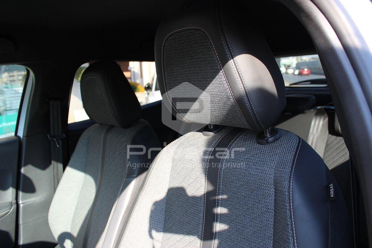 PEUGEOT 2008 BlueHDi 130 S&S EAT8 Allure
