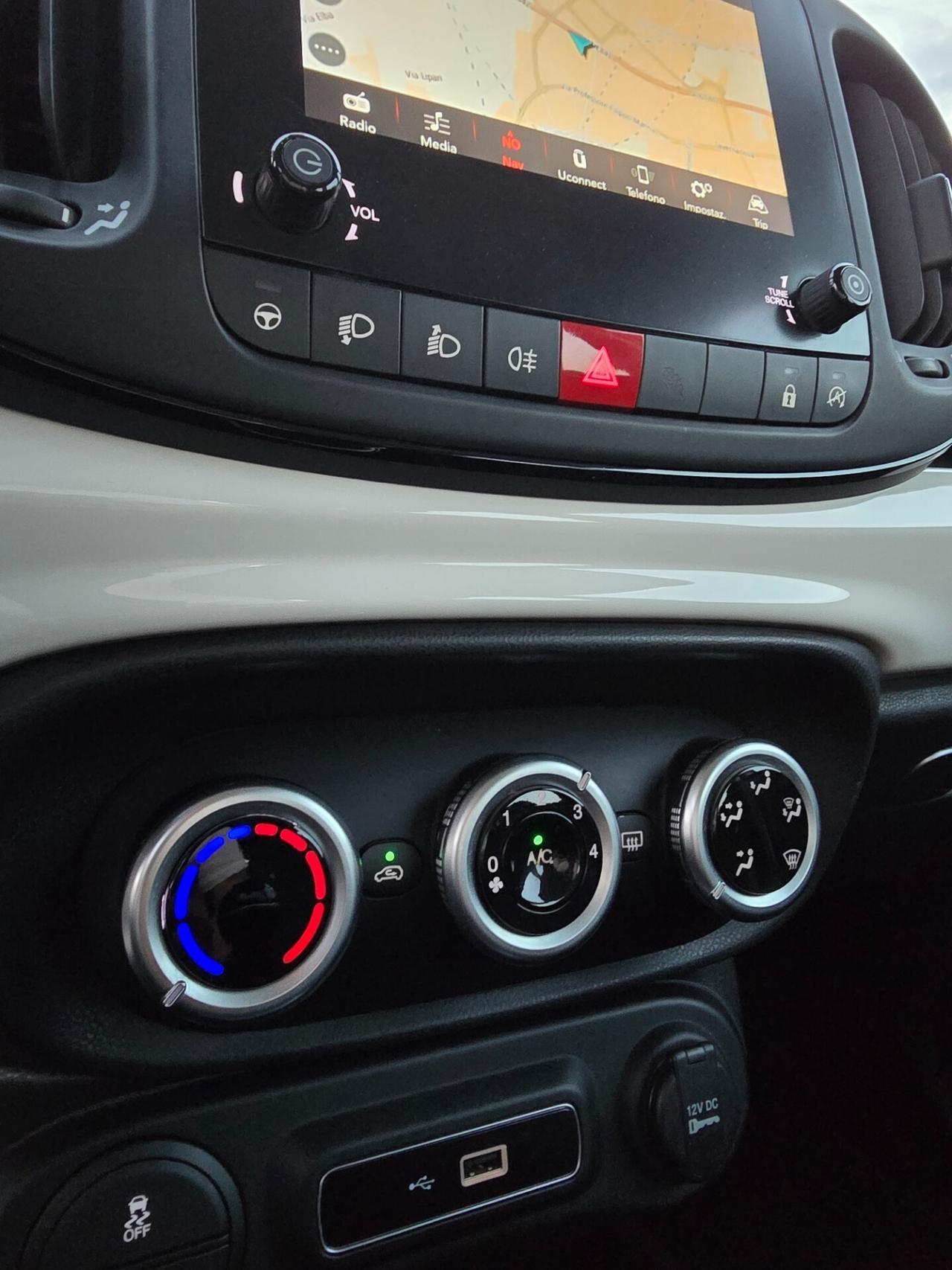 Fiat 500L 1.6 Multijet 120 CV Mirror