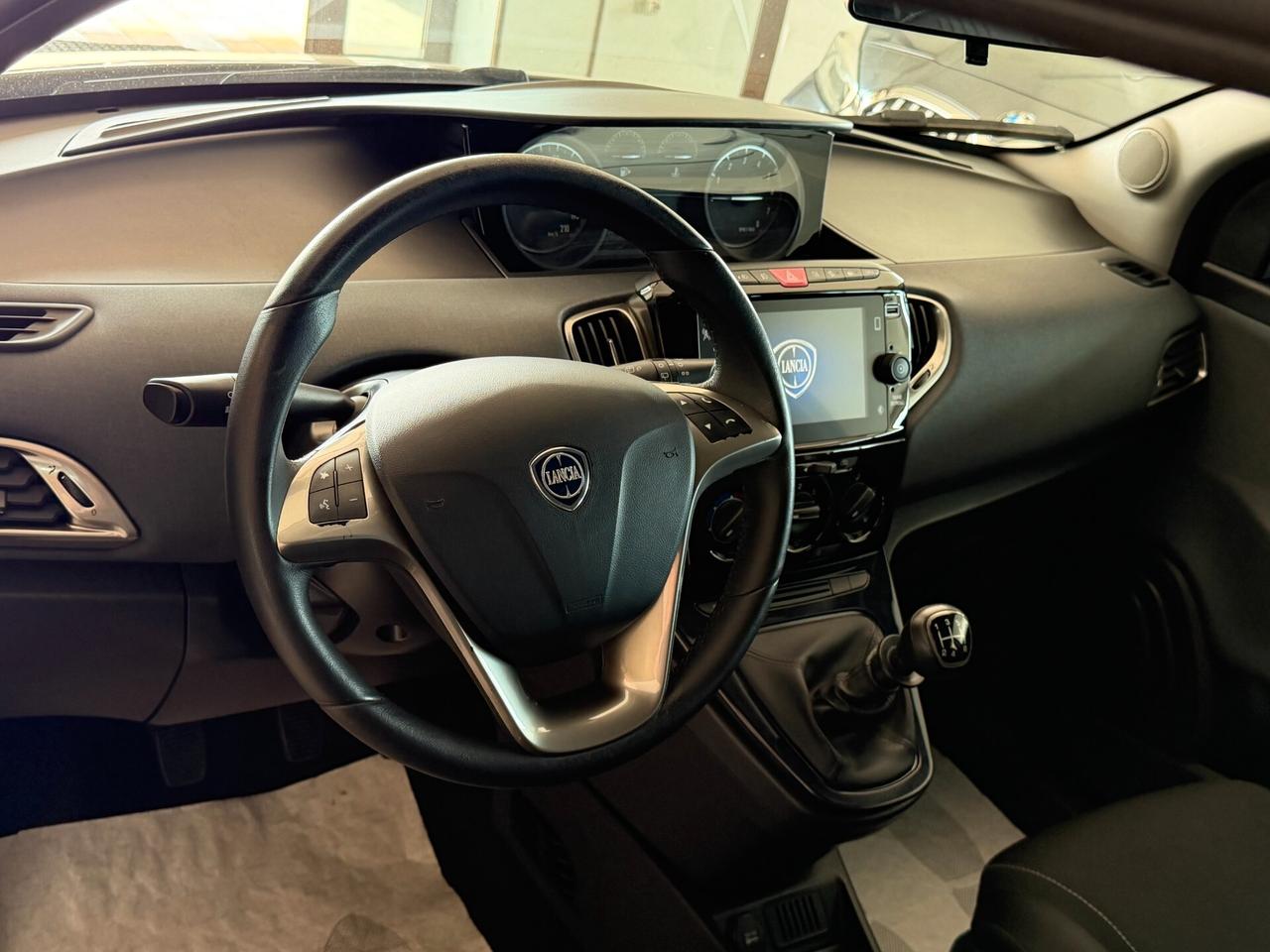 Lancia Ypsilon 1.2 69 cv. EcoChic GOLD (Imp. GPL)