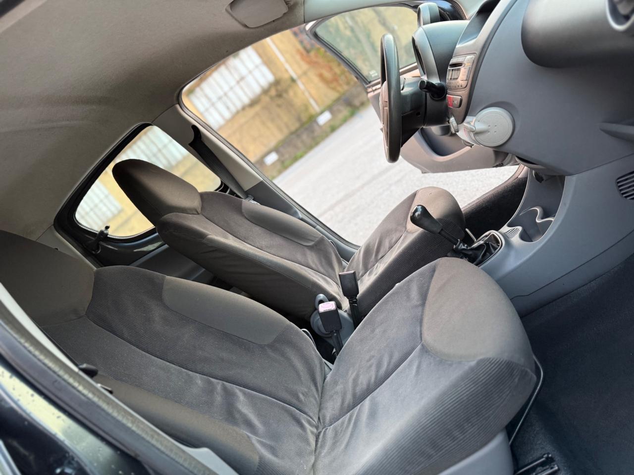 Citroen C1 1.0 benzina 68 cv 5 porte