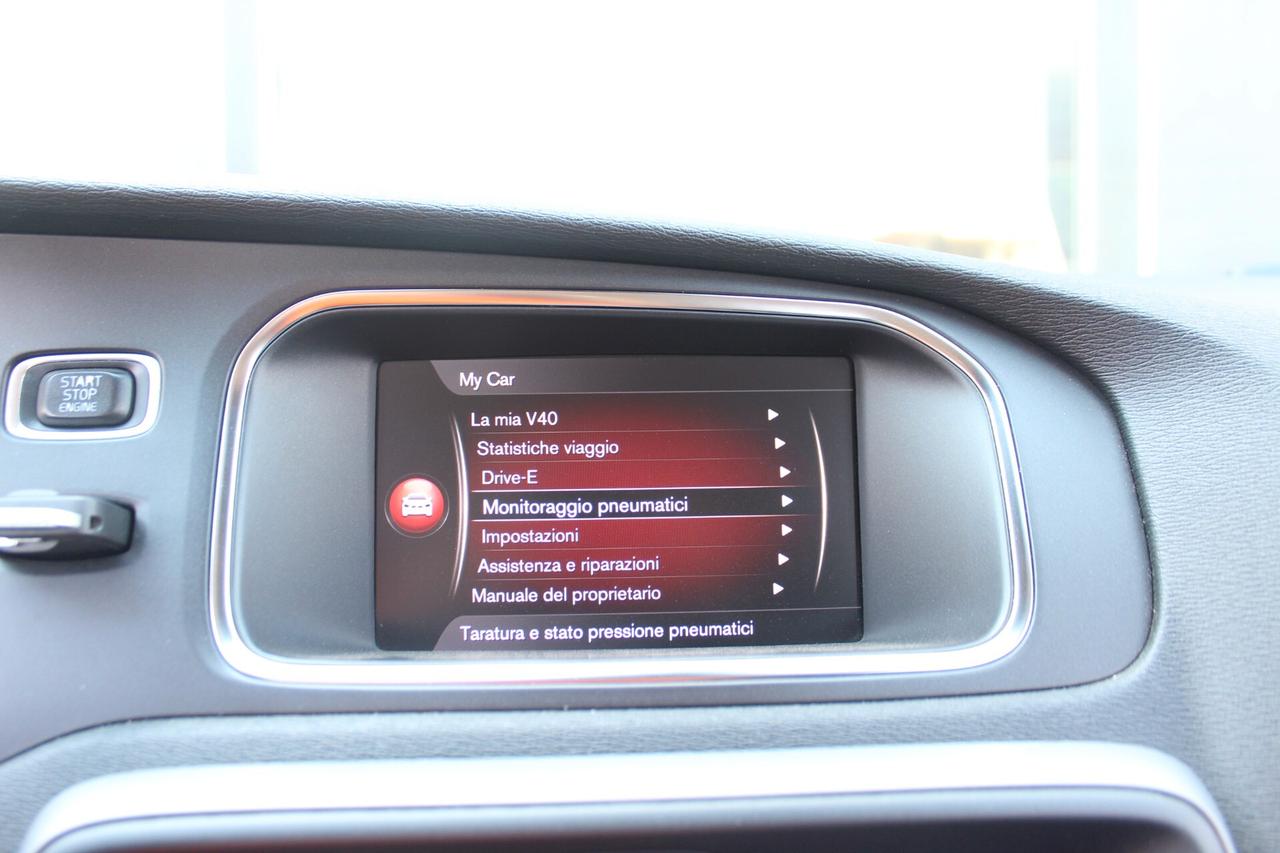 Volvo V40 D2 Business
