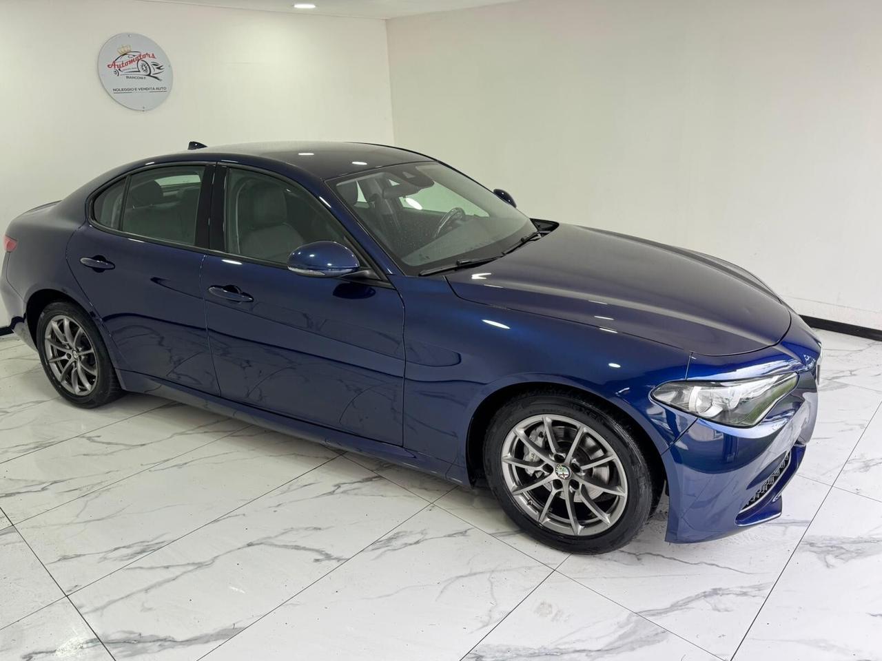 Alfa Romeo Giulia 2.2 Business Sport edition-180cv -AUTOM-GARANTITA-2018