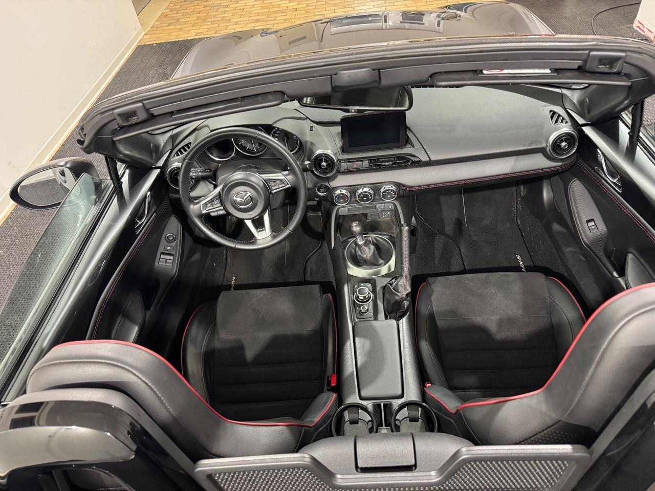 Mazda MX-5 2.0L Skyactiv-G Sport RECARO!!