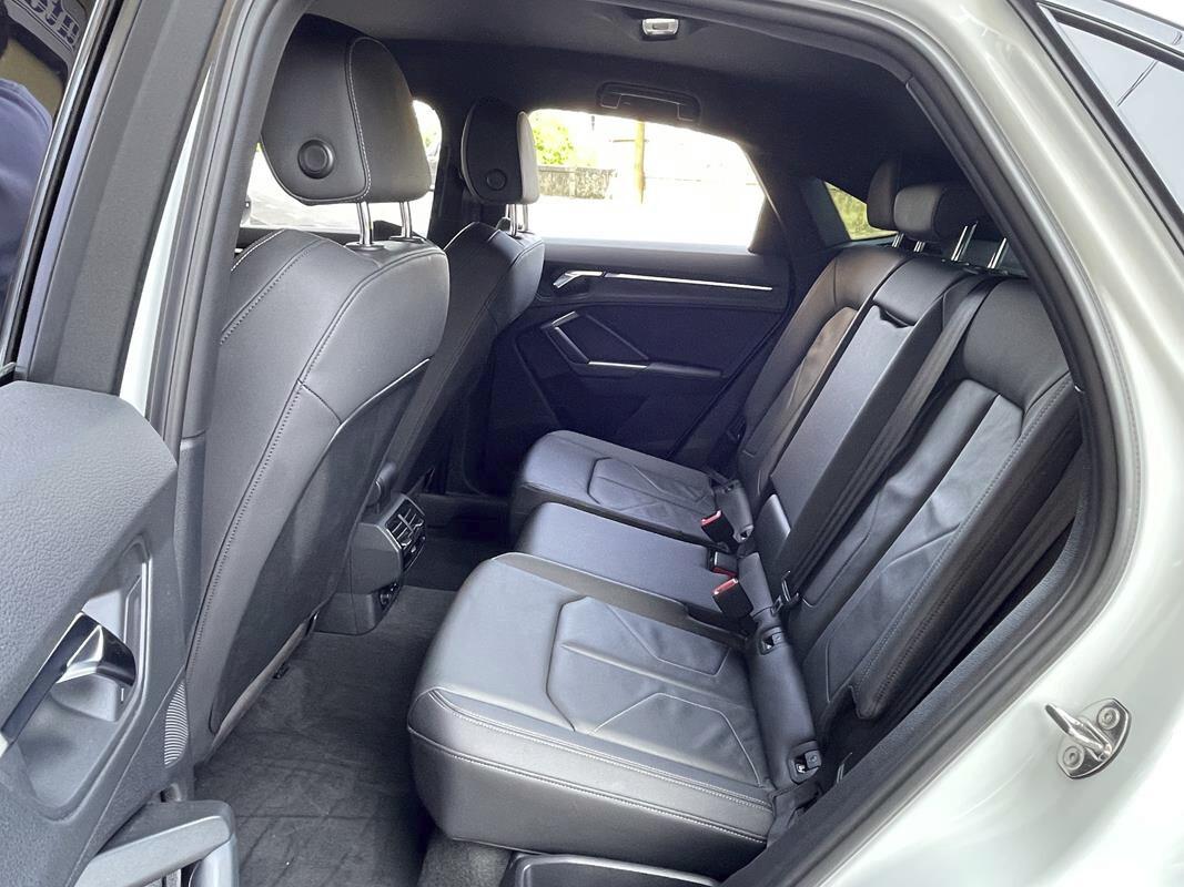 Audi Q3 SPB 35 TDI S tronic S line edition Interno/Esterno-Navigazione MMI plus-Fari Full Led matrix-Retrocamera-Cerchi lega Audi Sport 20"-Pack Black edition