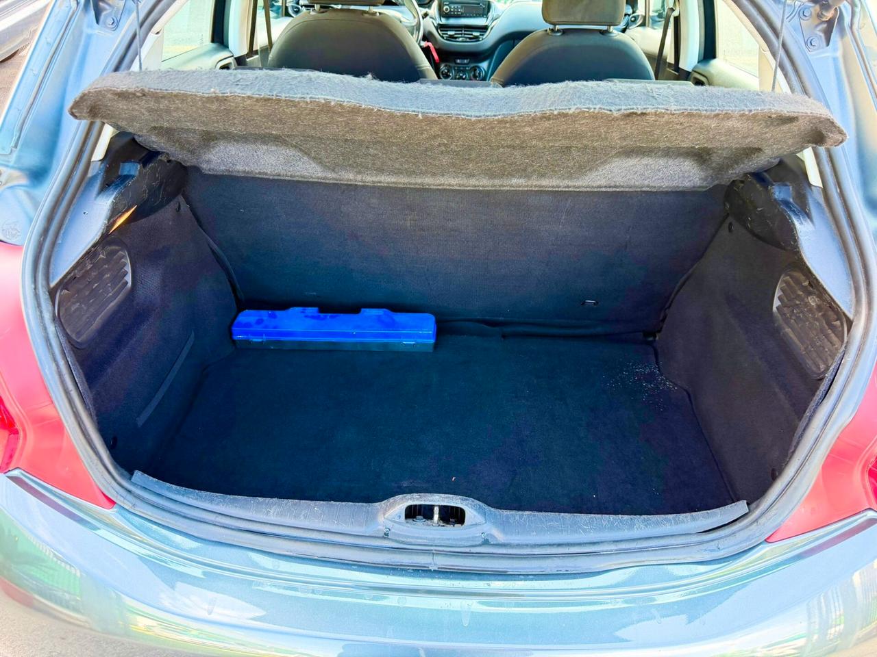 Peugeot 208 1.4 HDi 68 CV 5 porte Allure