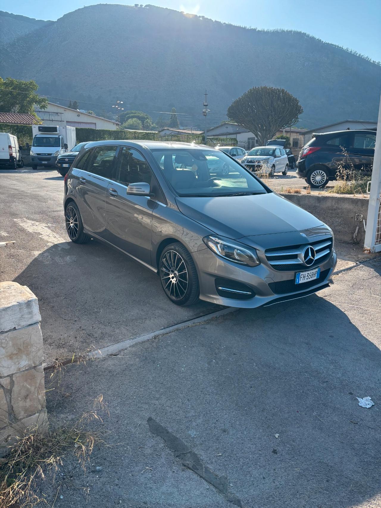Mercedes-benz B 180 B 180 1.5 DIESEL ANNO 2017 KM 170.000 PER INFO 3279411053