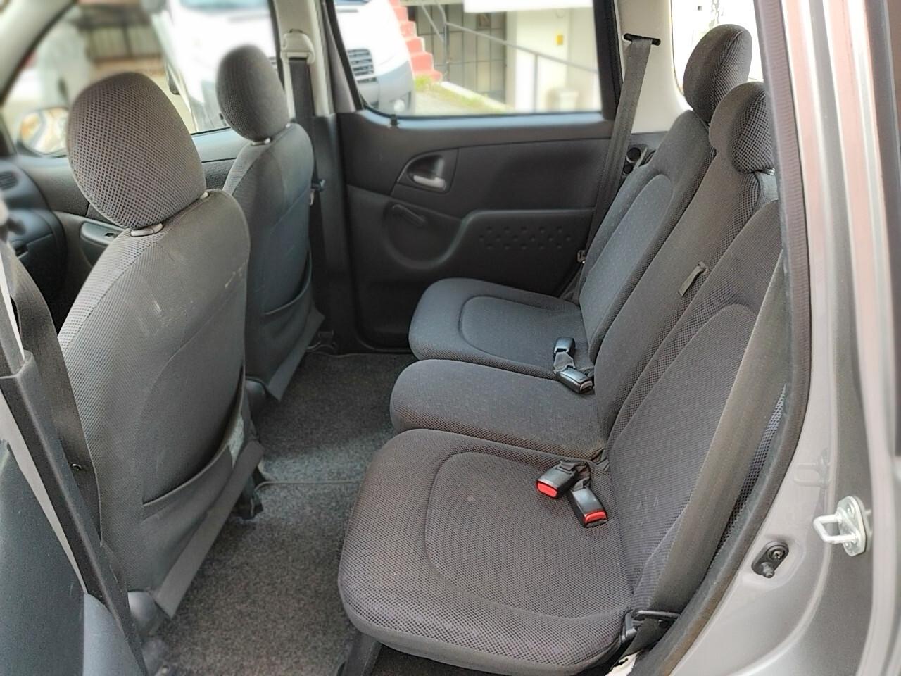 Toyota Yaris Verso 1.3i 16V cat Sol