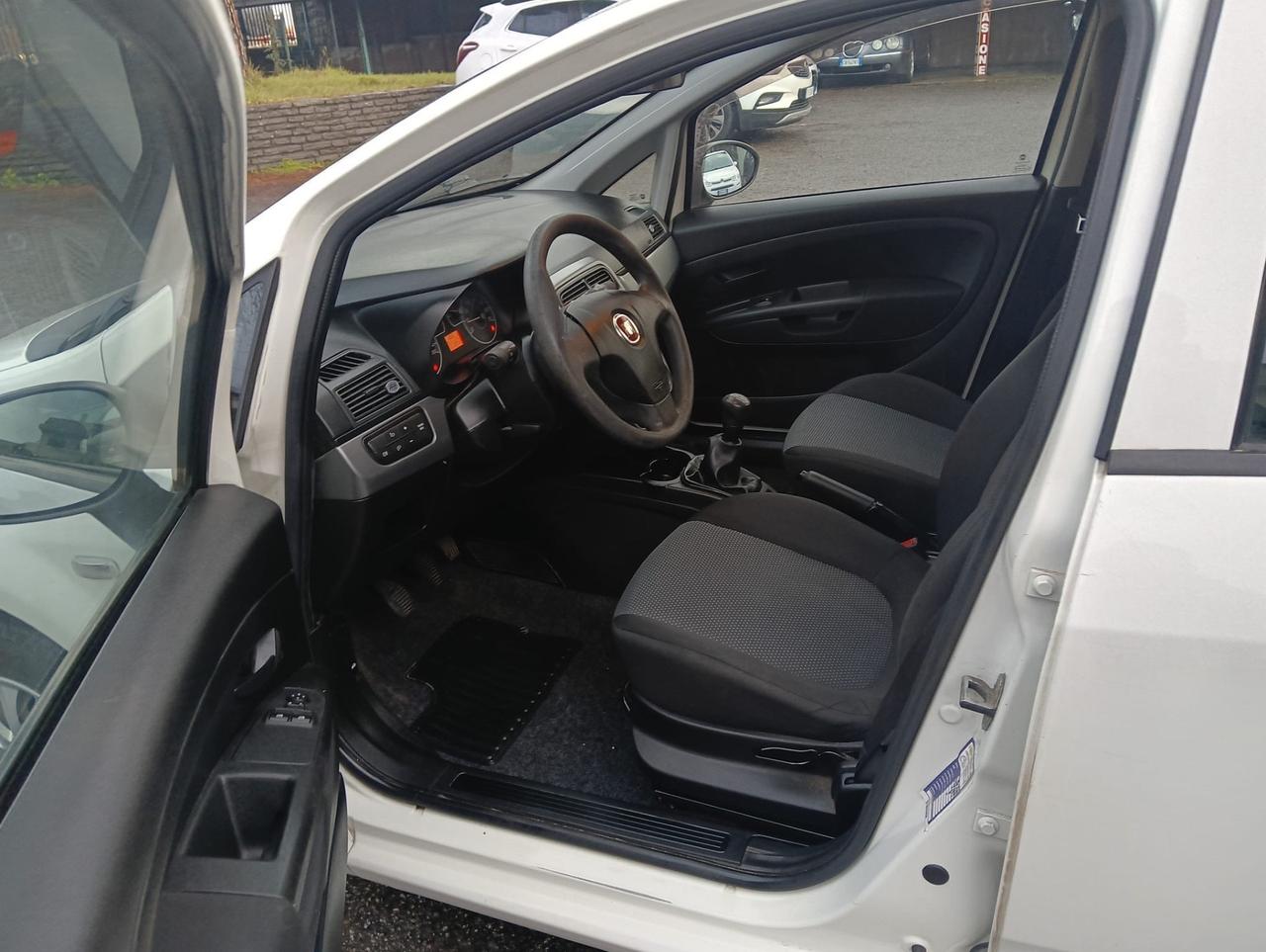 Fiat Punto 1.3 MJT II 75 CV 5 porte Easy