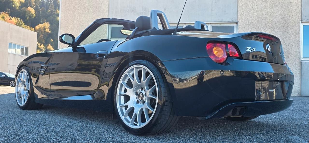 Bmw Z4 3.0i Roadster Aerokit
