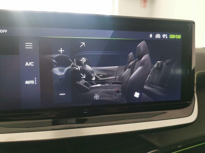 Peugeot 2008 2008 PureTech 130 S&S EAT8 GT