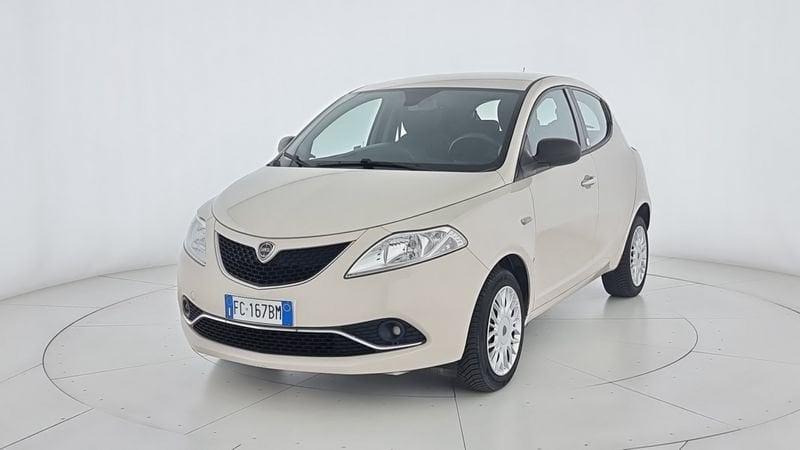 Lancia Ypsilon 1.2 69 CV 5 porte GPL Ecochic Silver