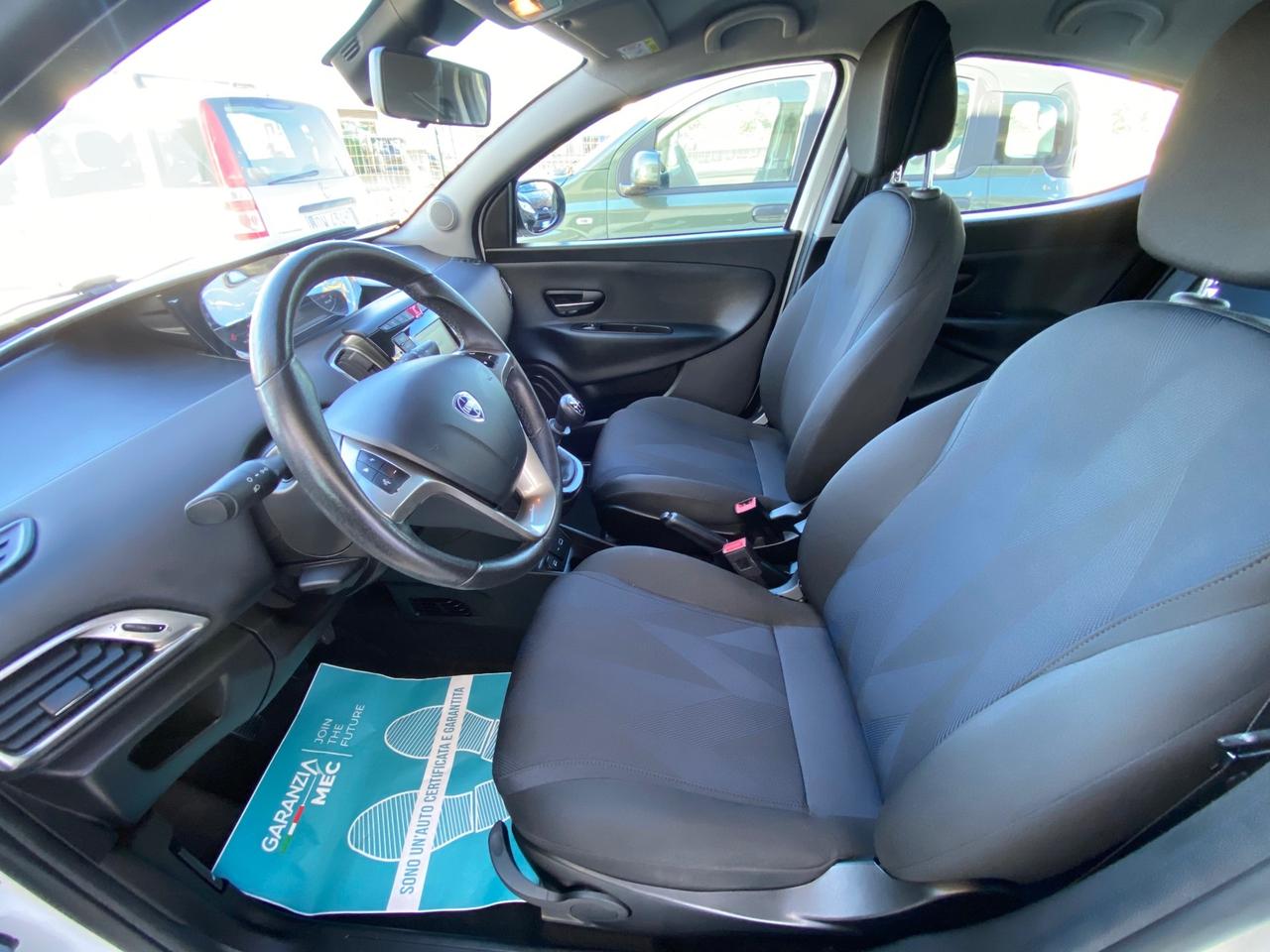 Lancia Ypsilon 1.2 69 CV 5 porte GPL Ecochic Gold