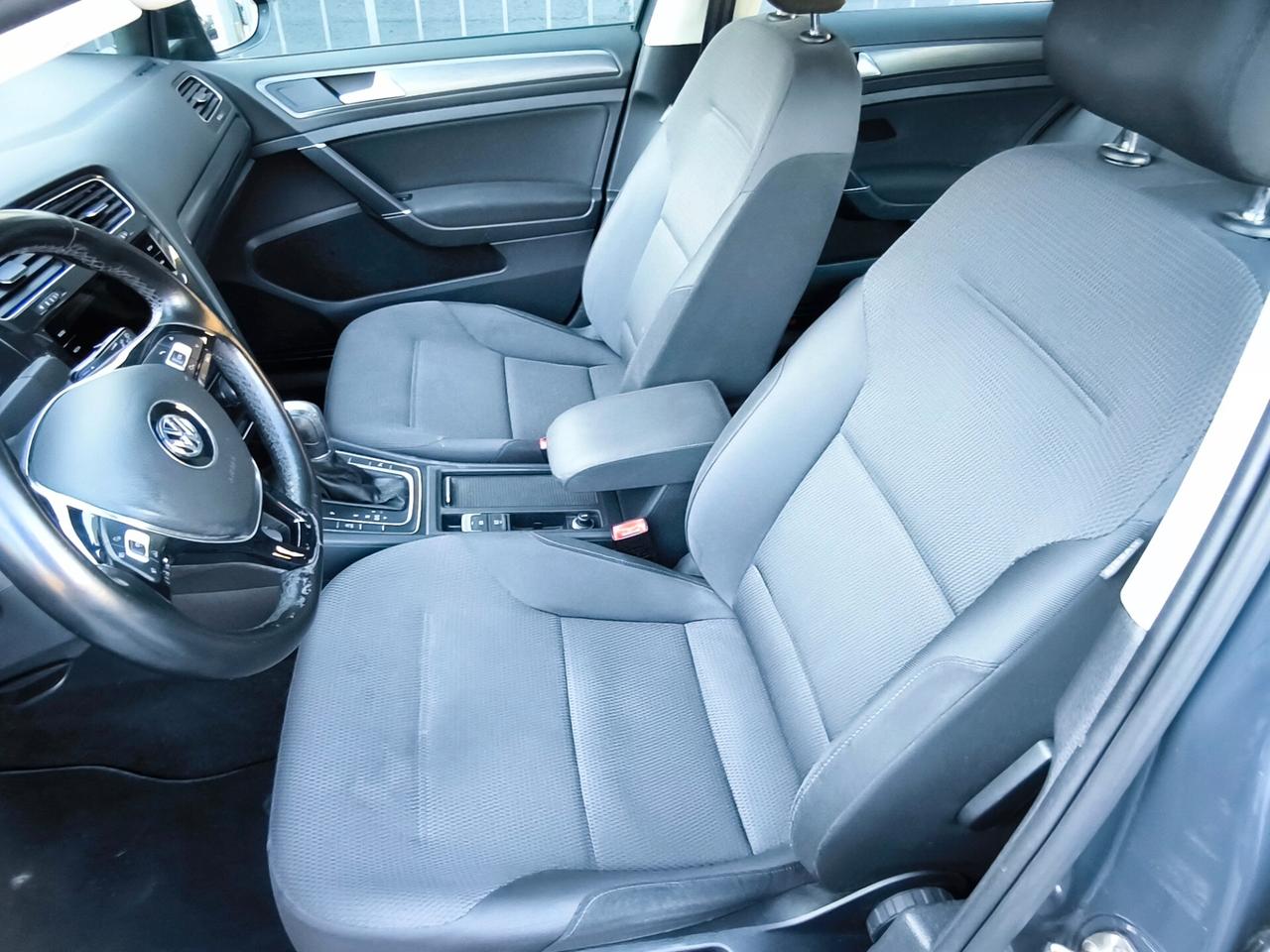 VOLKSWAGEN GOLF VARIANT -2018- DSG- OK NEOPATENTATI