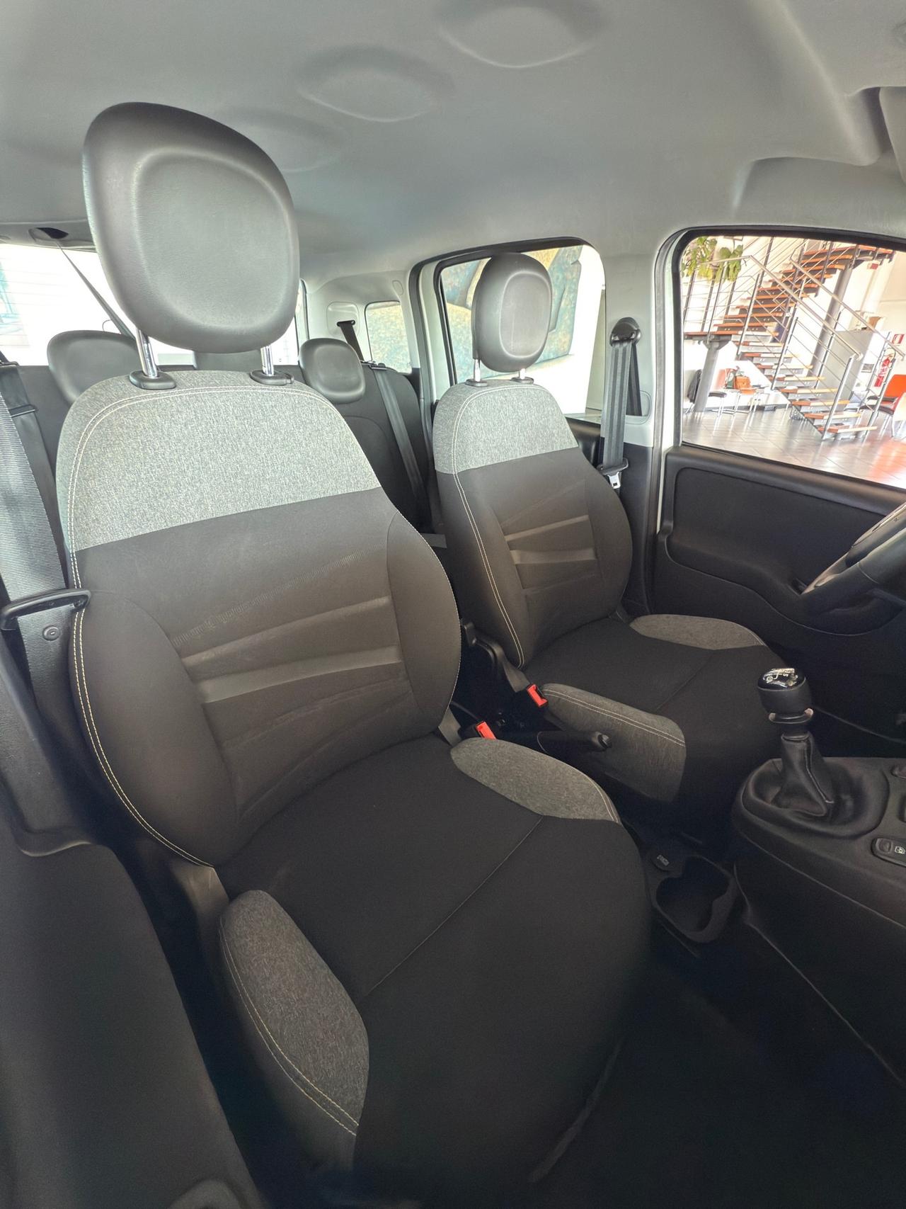 Fiat Panda 1.0 FireFly S&S Hybrid City Cross IVA ESPOSTA