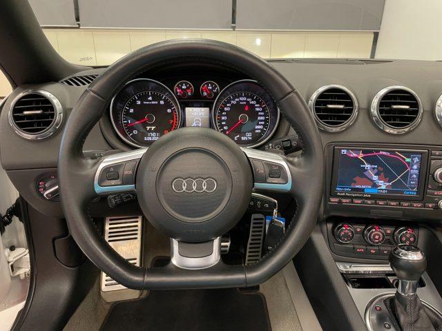 AUDI TT Roadster 3.2 V6 quattro S tronic