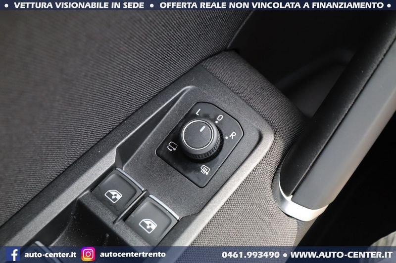 Volkswagen Touran 2.0 TDI DSG Executive R-LINE 7 POSTI RLINE