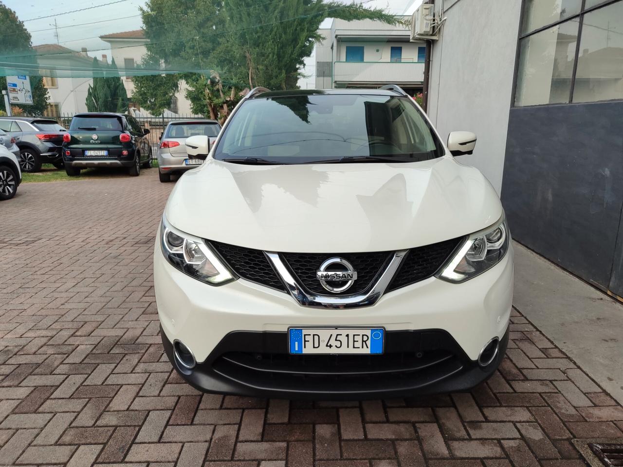 Nissan Qashqai 1.6 dCi 4WD Tekna