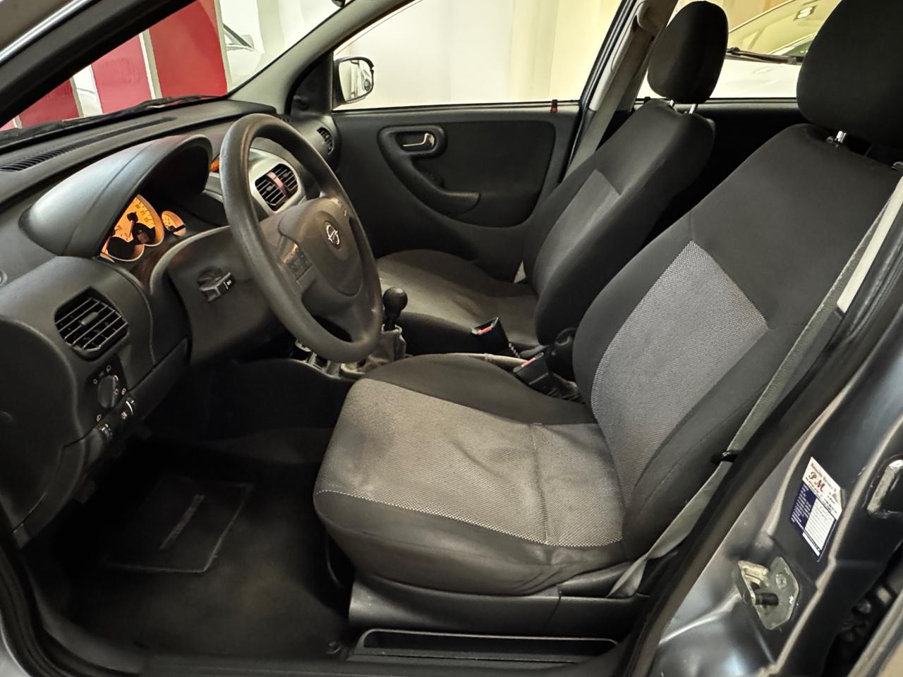 Opel Corsa 1.0i 12V cat 5 porte Silverline