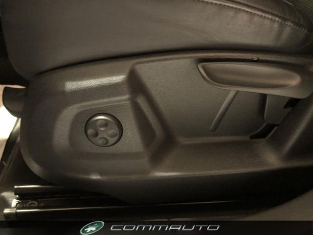 AUDI Q3 2.0 TDI 184 CV quattro S tronic Sport s-line