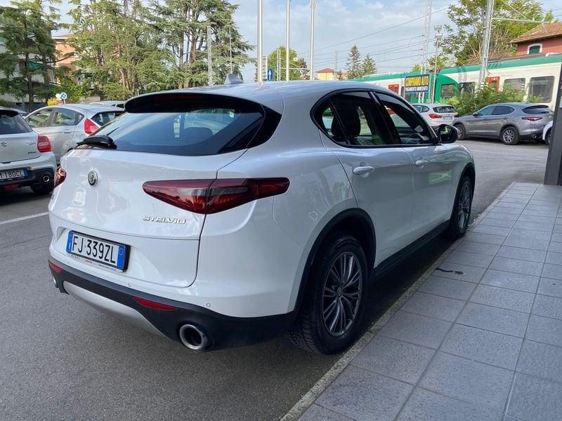 Alfa Romeo Stelvio 2.2 Turbodiesel 210 CV AT8 Q4 Business Rif. Antonio