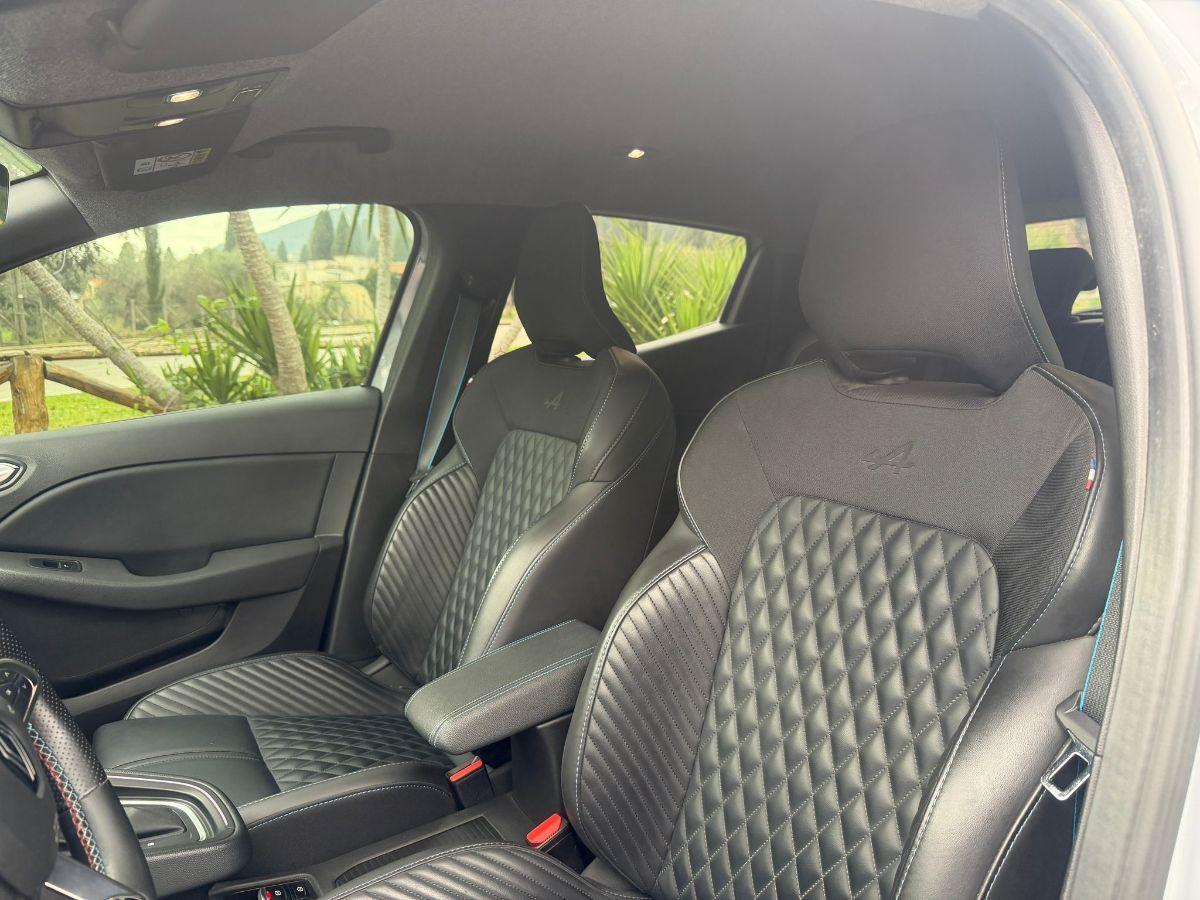 RENAULT - Clio - Full Hybrid E-Tech 145 CV E. Alpine