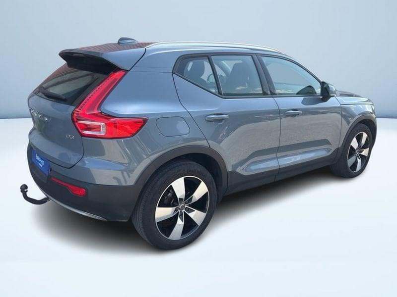 Volvo XC40 2.0 D3 MOMENTUM PRO AUTO MY21