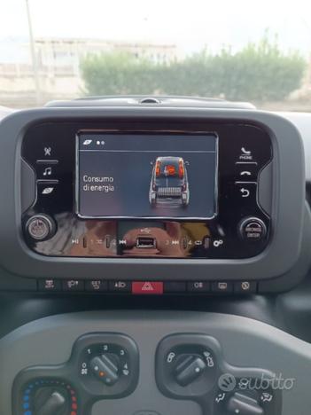 FIAT Panda 1.0 FireFly S&S Hybrid Garmin i.m