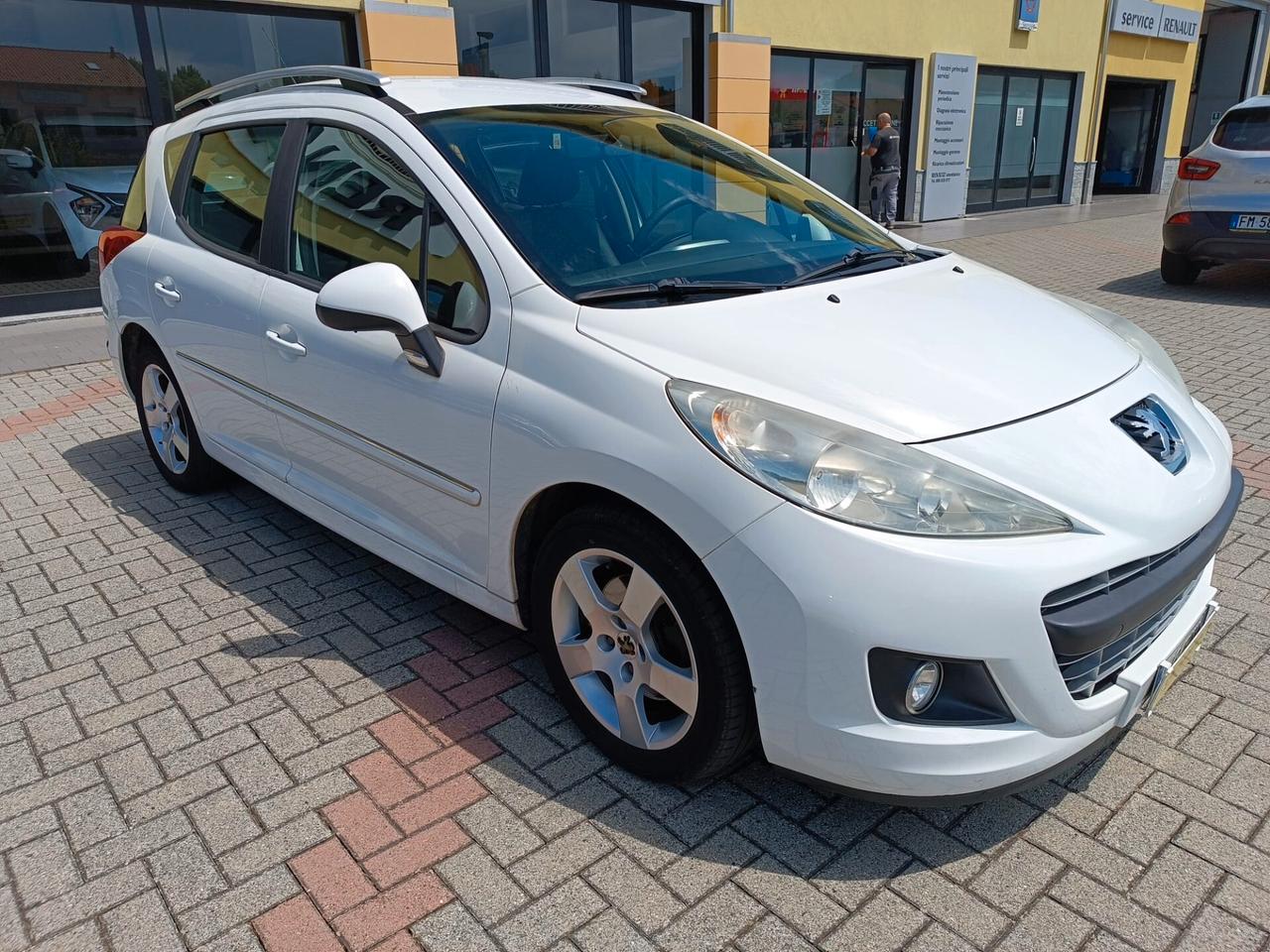Peugeot 207 1.6 8V HDi 93CV SW Sweet Years
