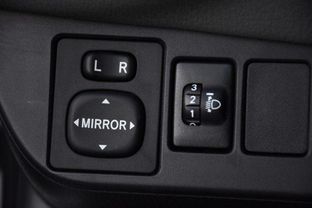 TOYOTA Yaris 1.5 Hybrid 5 porte Business