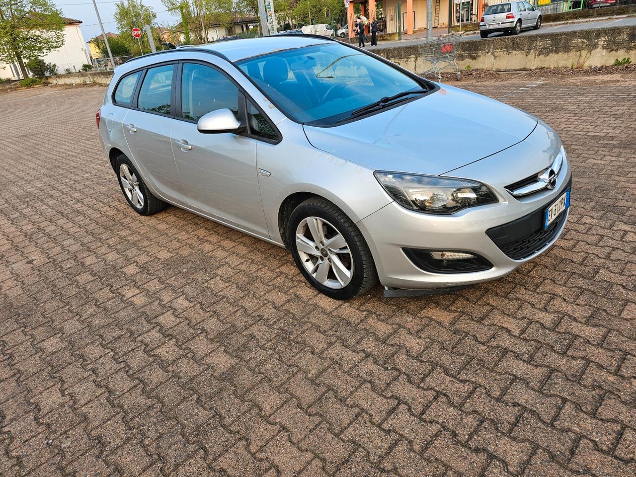 Opel Astra 1.7 CDTI 110CV Sports Tourer Cosmo