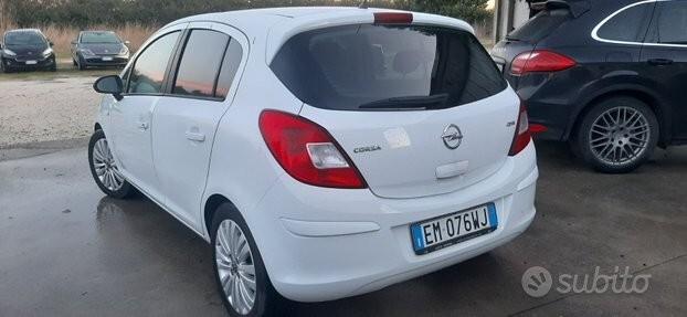 Opel Corsa 1.3 5 porte ok patentati