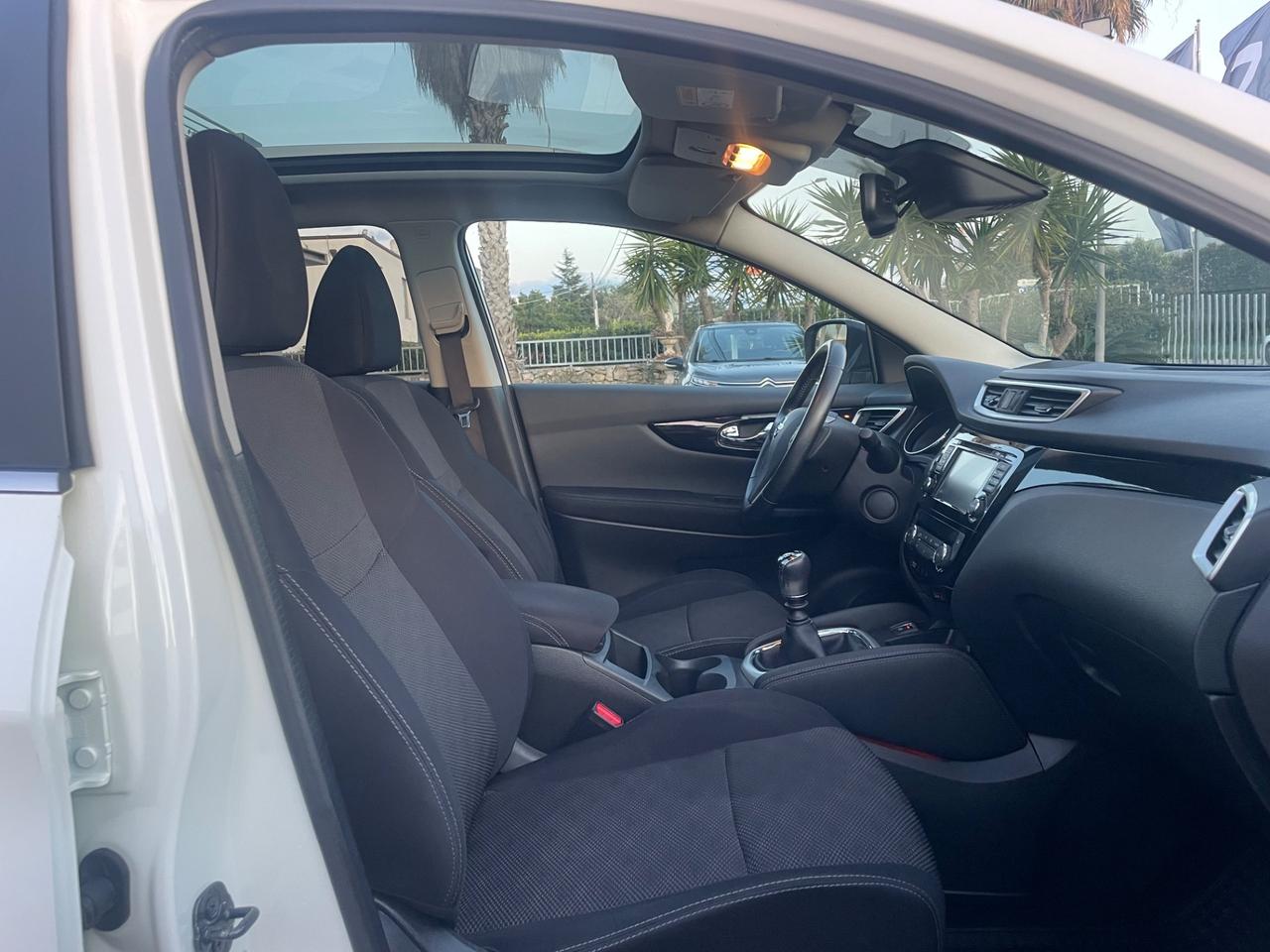 Nissan Qashqai 1.5 dCi 360