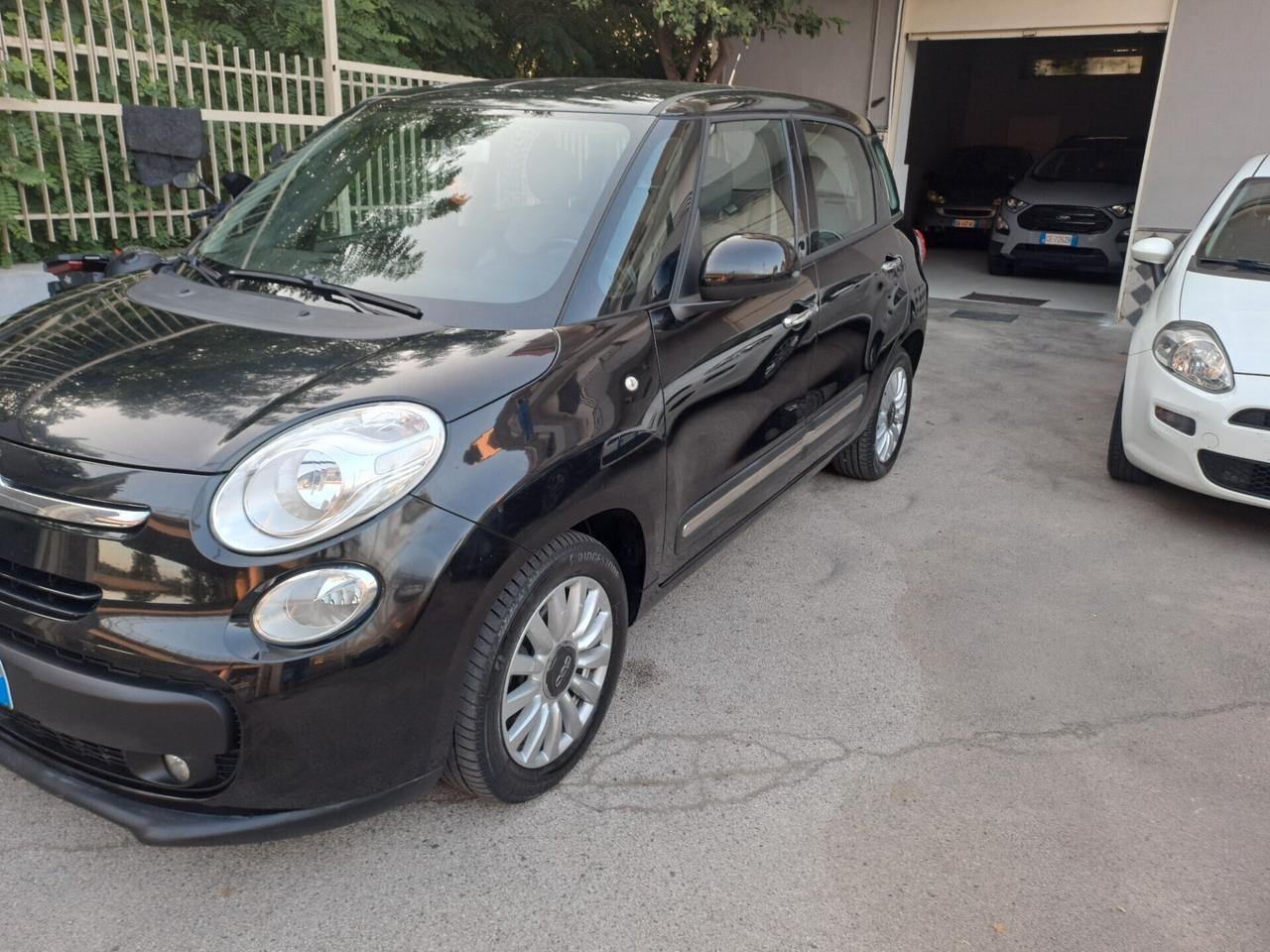Fiat 500L 1.4 95 CV Lounge POCHI KM