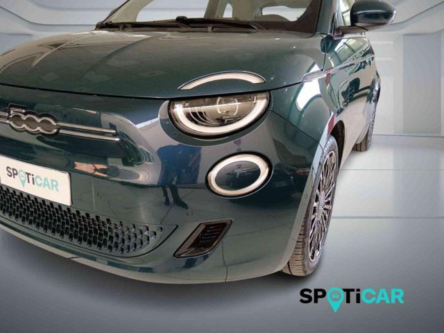 FIAT 500 La Prima Berlina 42 kWh