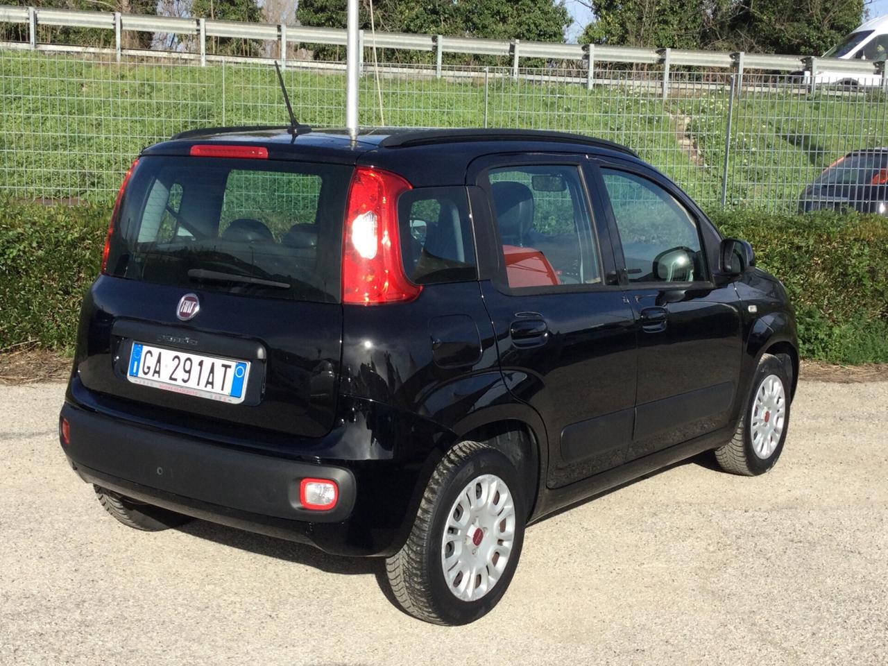 Fiat Panda 1.2 Lounge 69cv 5 posti