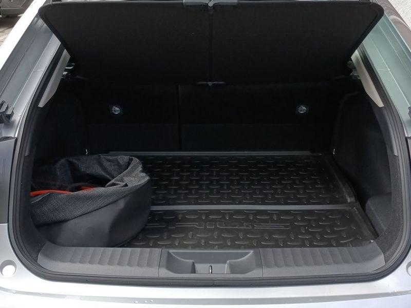 Toyota Prius Plug-in Hybrid Lounge