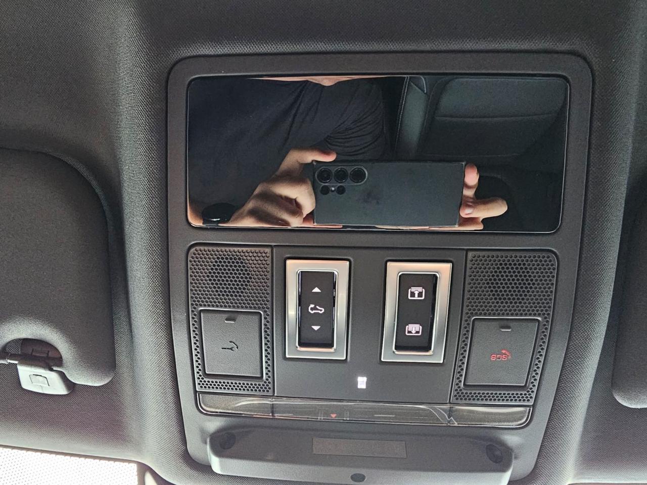 Jaguar F-Pace 2.0 D204 R-Dynamic SE awd auto camera