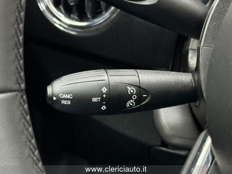 FIAT 500 1.0 Hybrid Dolcevita NAVI TFT CLIMA AUT.