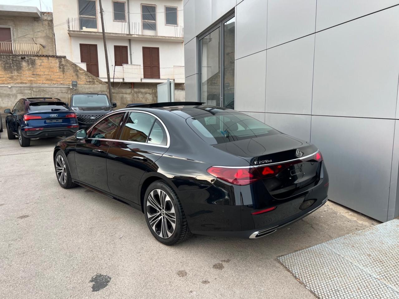 Mercedes-Benz E 220 d Advanced possibilità noleggio no scoring