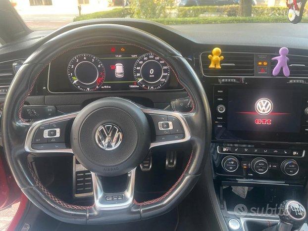 Volkswagen Golf GTI Performance 2.0 245 CV TSI DSG