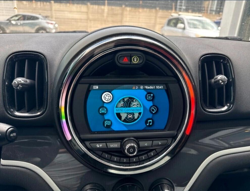 Mini Cooper S Countryman 1.5 Hype ALL4 136cv più 80 cv elettrico