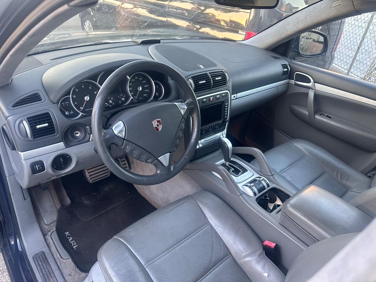Porsche Cayenne 4.5 cat Turbo